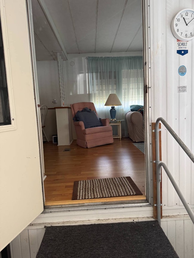 260 Lyndol St, Lakeland, FL 33815 - photo 4