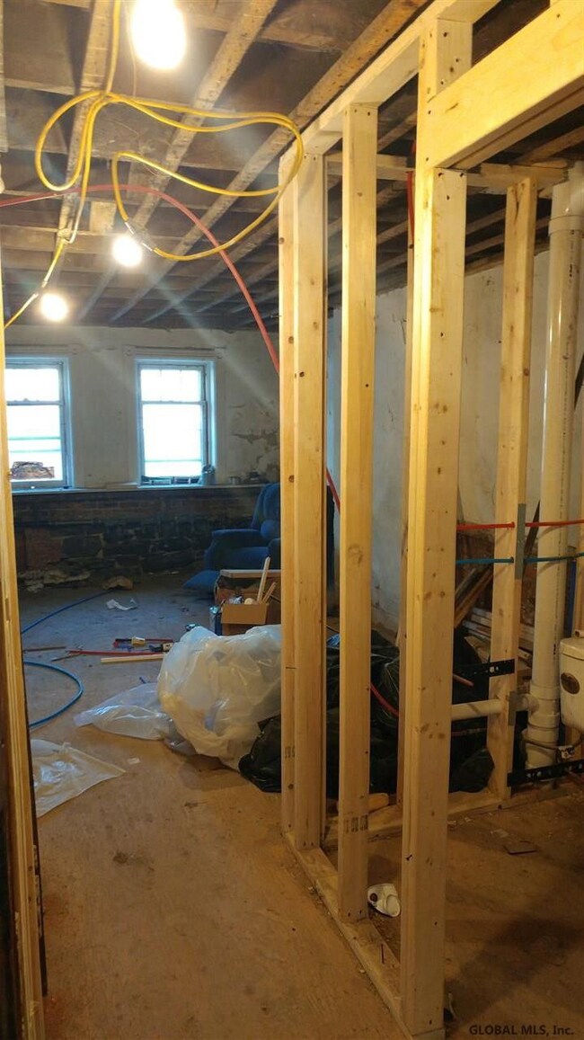 2 Sprague Place, Albany, NY 12203 - photo 5