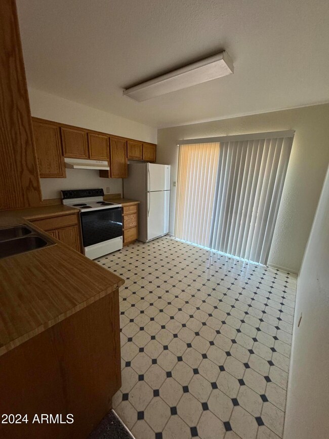 147 E Ingram St unit 1, Mesa, AZ 85201 - photo 4