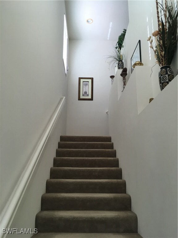 500 Robin Hood Cir unit 202, Naples, FL 34104 - photo 3