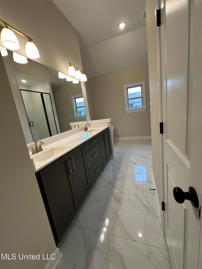 3067 School Loop Rd, Lake Cormorant, MS 38641 - photo 7