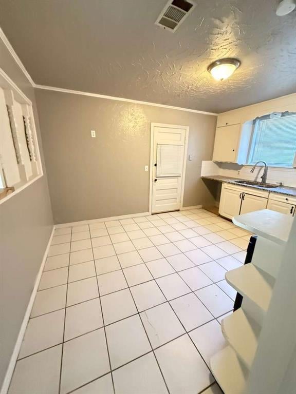 4200 N Thompkins Ave, Bethany, OK 73008 - photo 3