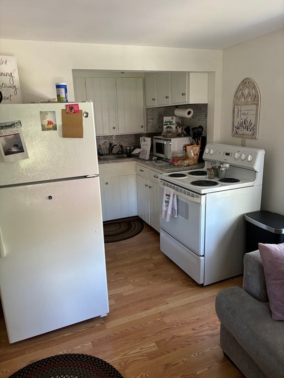 152 Mendon St unit 2, Blackstone, MA 01504 - photo 3