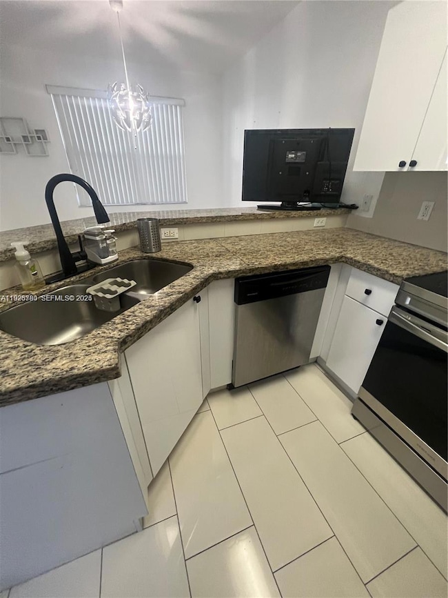 12406 SW 126th Ave, Miami, FL 33186 - photo 2