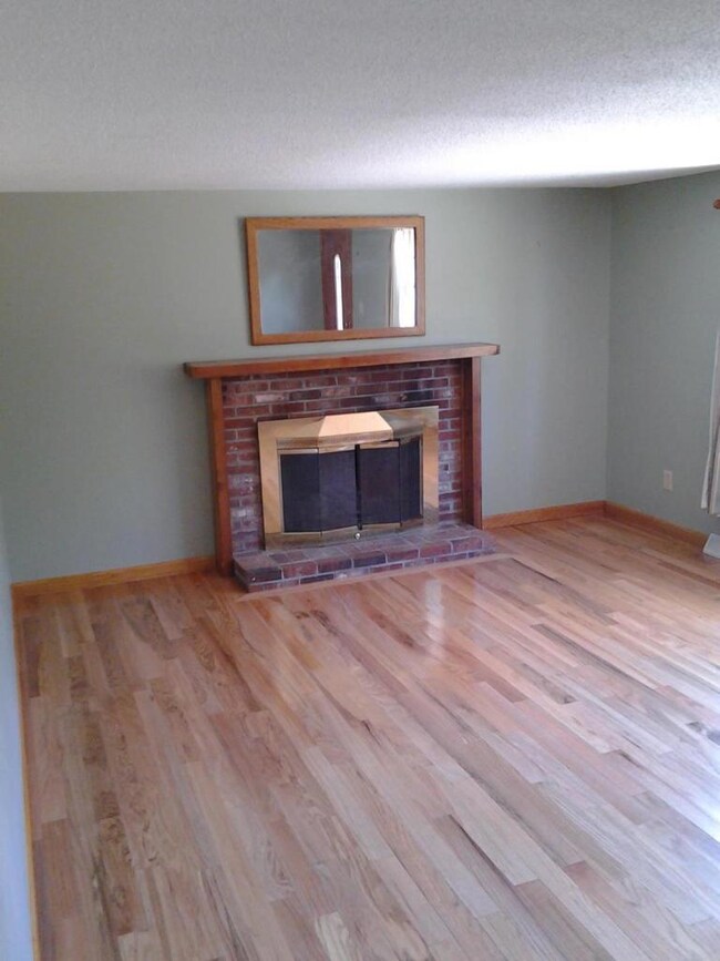 1102 Santuit-Newtown Rd, Barnstable, MA 02635 - photo 4