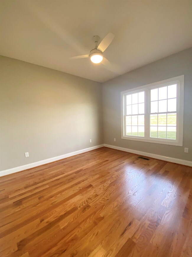 230 Locust Grove Ln, Stuarts Draft, VA 24477 - photo 5