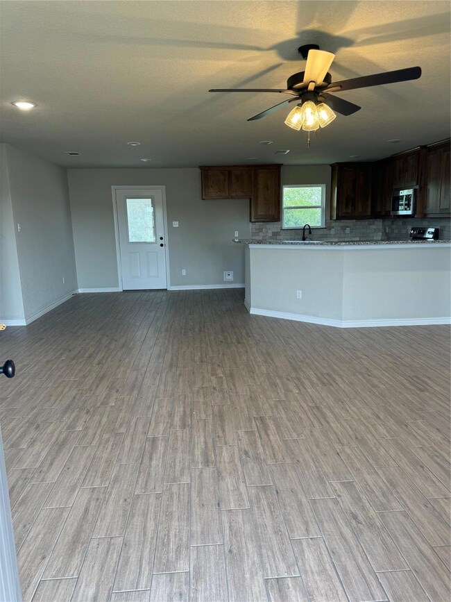 675 Elm Tree Ct, Poolville, TX 76487 - photo 2