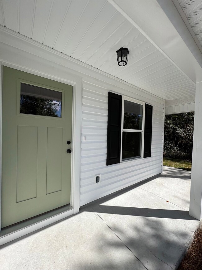 133 Lance Ln, Crawfordville, FL 32327 - photo 2