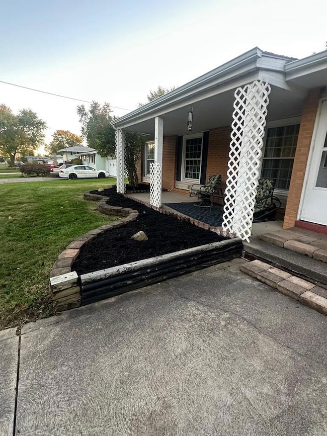 949 Beal Rd, Mansfield, OH 44905 - photo 4