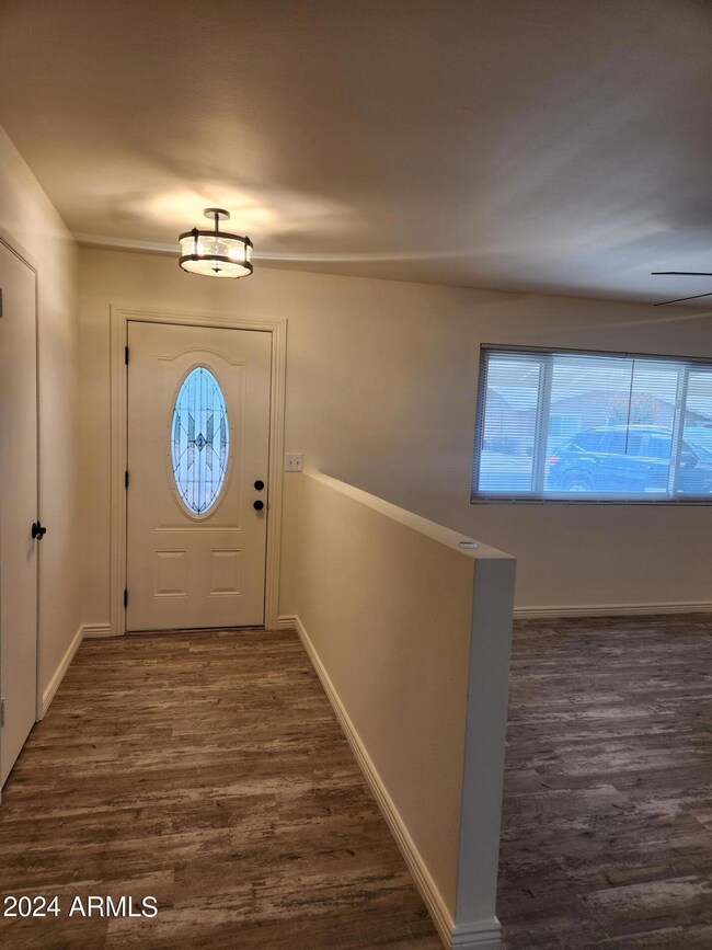 10830 W Canterbury Front door