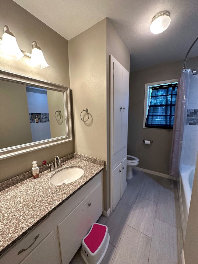 2901 Encino Ave, Bay City, TX 77414 - photo 7