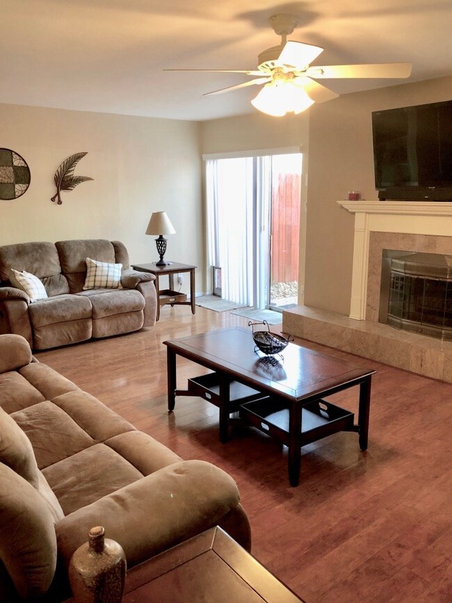 1683 W Sam Houston Pkwy S, Houston, TX 77042 - photo 4