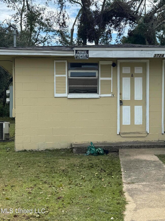 3718 Mayo St unit A, Moss Point, MS 39563 - photo 2