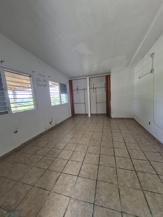 #5 Bo Valenciano Abajo Juncos Pr 00777 unit 5, Juncos, PR 00777 - photo 7