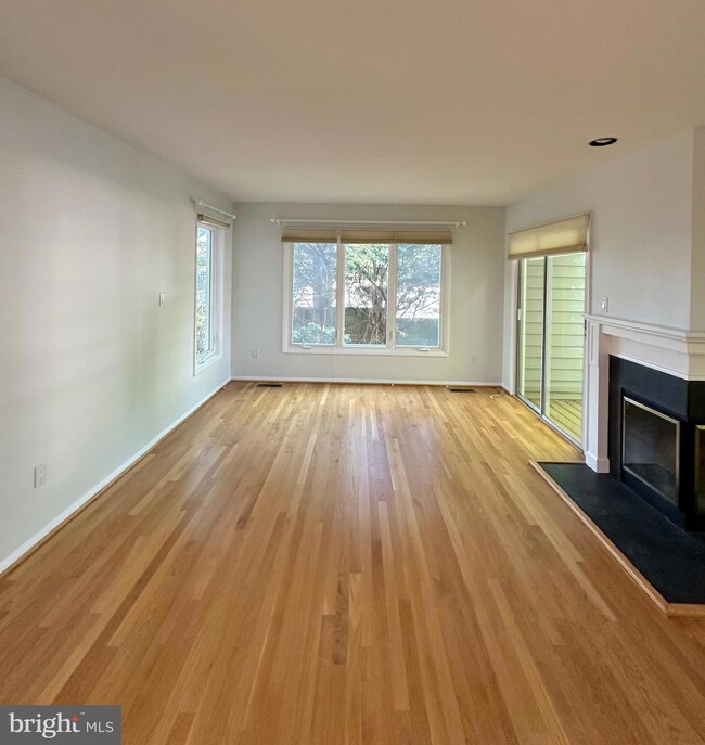 1966 Lakeport Way, Reston, VA 20191 - photo 6