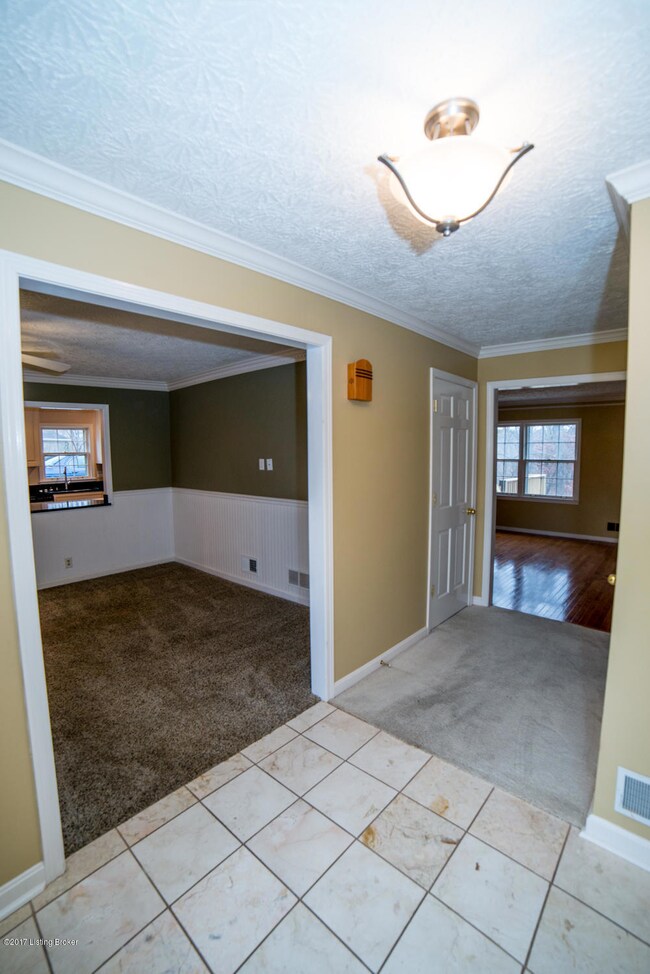 2708 Windsor Forest Drive-7