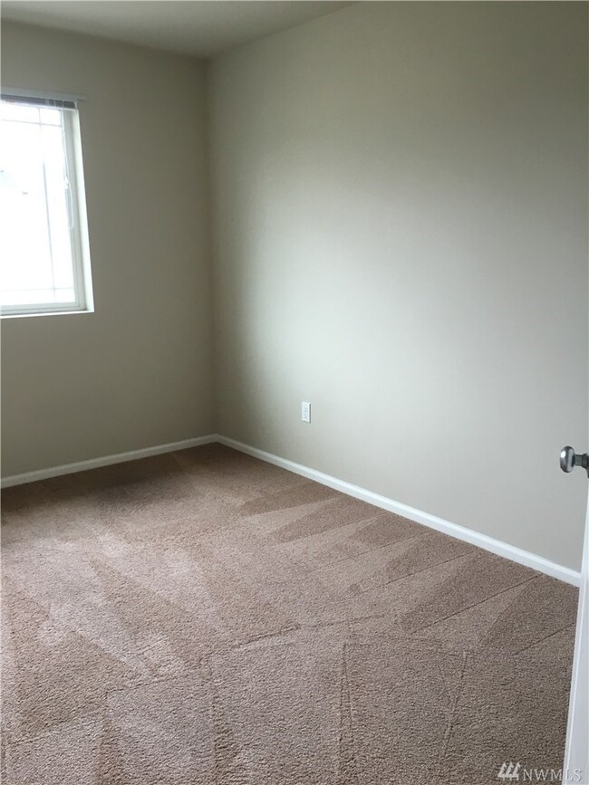 8520 198th St E, Spanaway, WA 98387 - photo 4