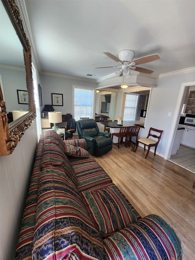 1312 Reid St, Houston, TX 77022 - photo 2