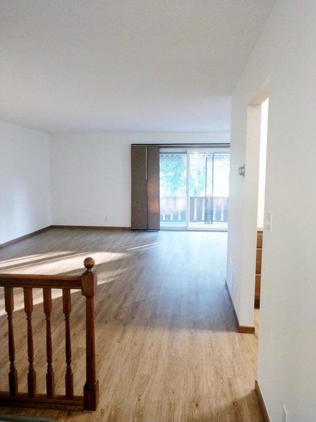 Living Room (main floor)