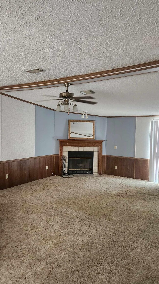 164 Glover Ln, Crawfordville, FL 32327 - photo 5