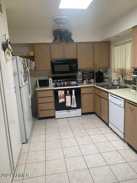 13222 N 108th Dr, Sun City, AZ 85351 - photo 6