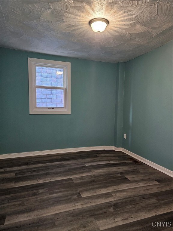 330 Gilbert St, Utica, NY 13501 - photo 7