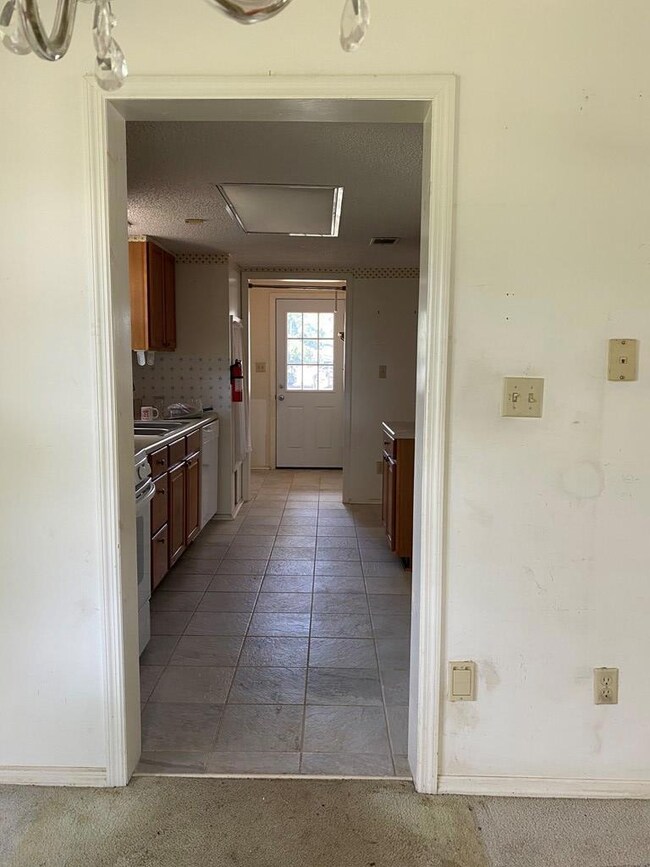 1909 S County Line Rd, Albany, GA 31705 - photo 6