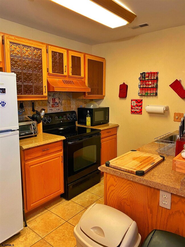 19 Chesapeake Dr unit 1, Galloway, NJ 08205 - photo 4