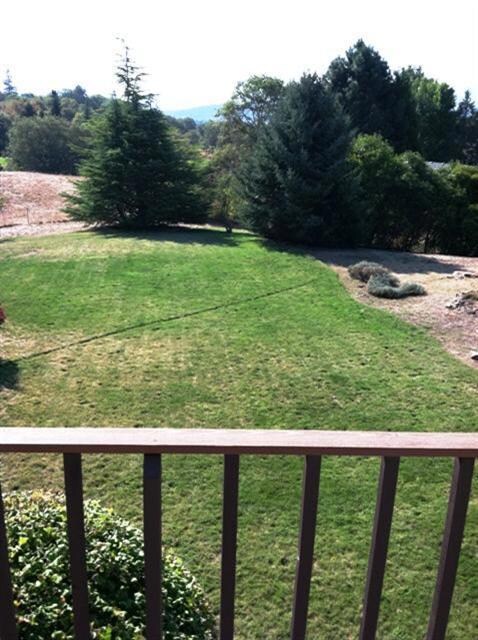 337 Country Aire Dr, Grants Pass, OR 97526 - photo 4