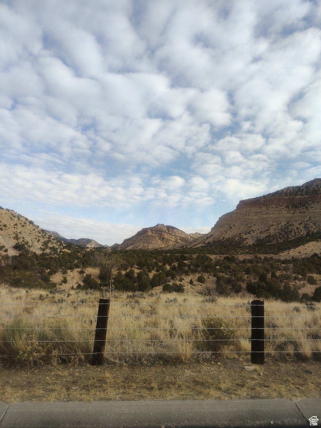 257 W 400 N unit 107, East Carbon, UT 84520 - photo 2