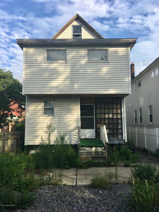 712 N Pennsylvania Ave, Wilkes Barre, PA 18705 - photo 5