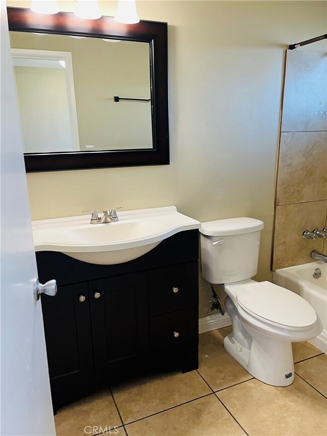 343 Vernon Dr unit A, Upland, CA 91786 - photo 4