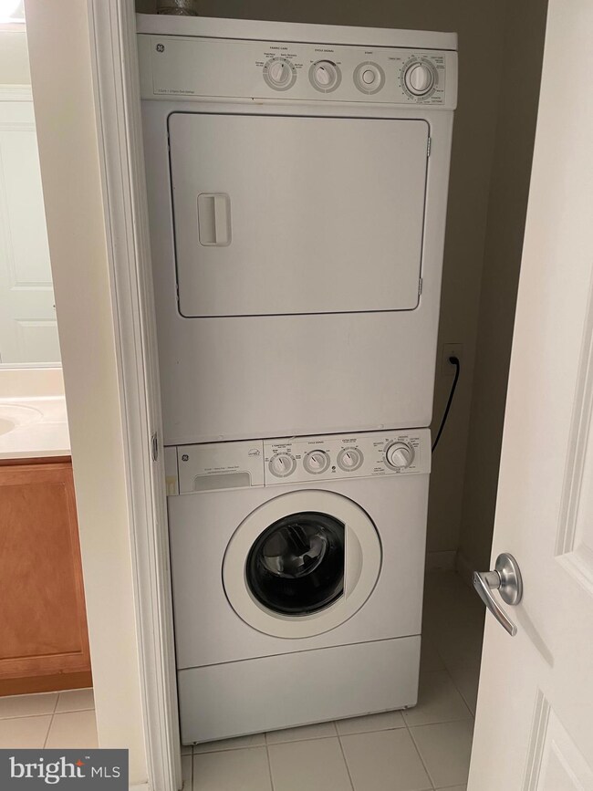 7923 Eastern Ave unit 803, Silver Spring, MD 20910 - photo 6