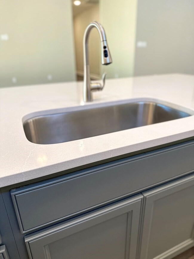 17521 Limoncello Ln, Grangerland, TX 77302 - photo 4