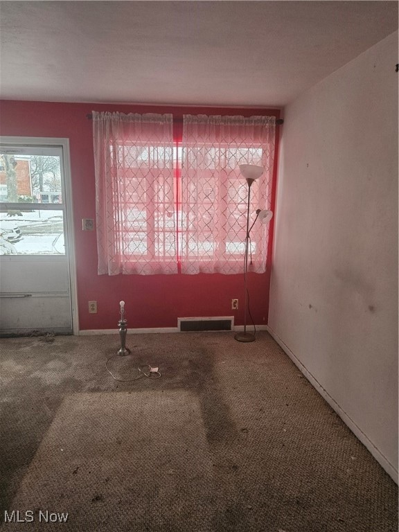 470 Kenwood Dr unit D, Euclid, OH 44123 - photo 3