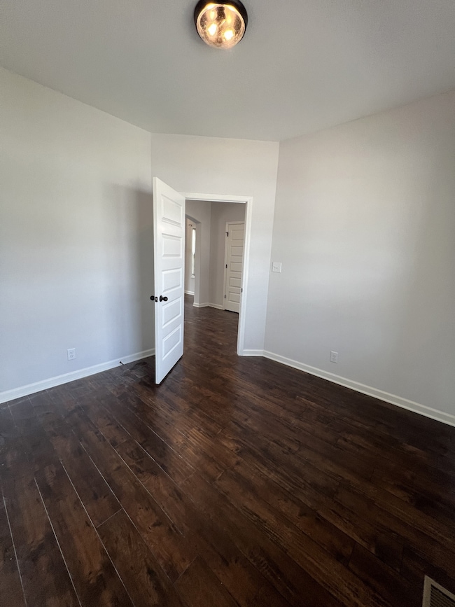 660 Elm St, Clarksville, TN 37040 - photo 5