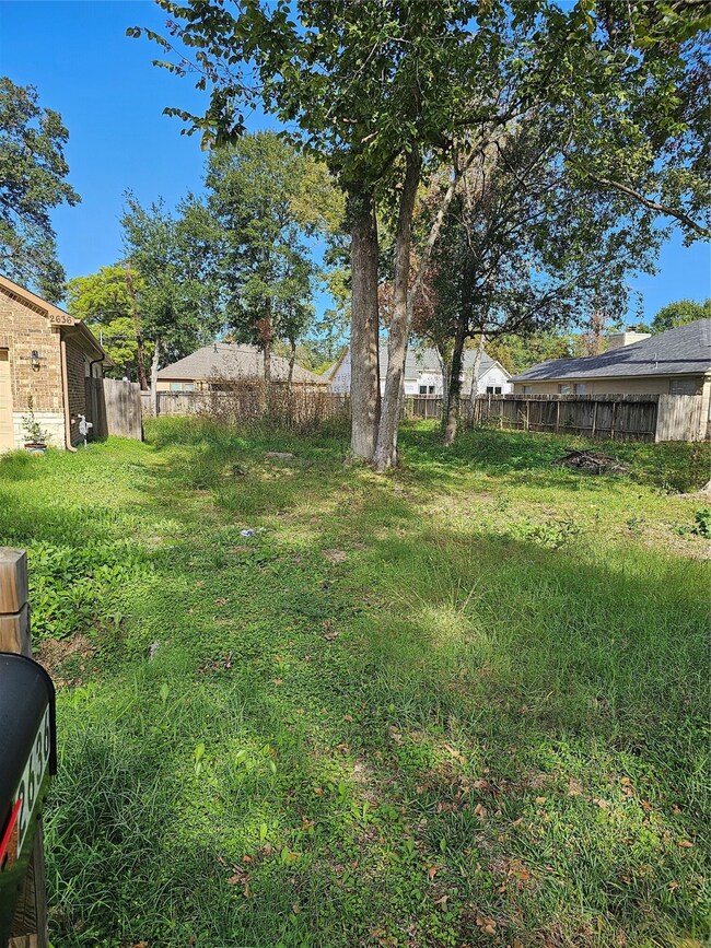 2632 Cliffdale St, Houston, TX 77091 - photo 3