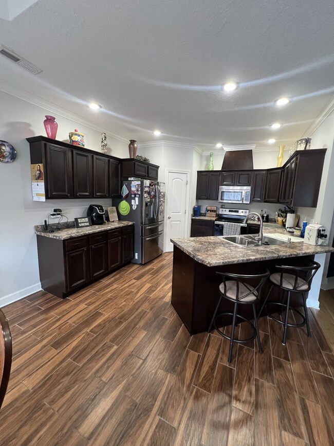 356 Paris Harbor Dr, Paris, TN 38242 - photo 3