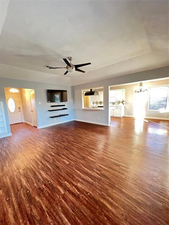 7928 Irish Dr, North Richland Hills, TX 76180 - photo 6