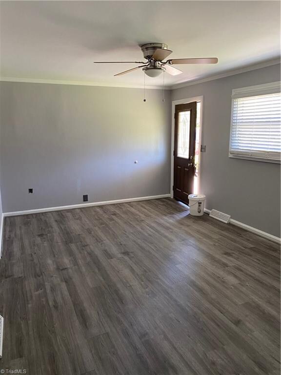 611 E Morehead St, Reidsville, NC 27320 - photo 3