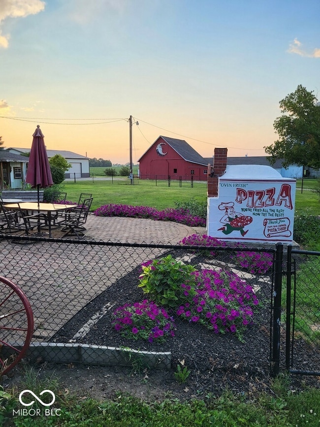 5014 N 75 W, Whiteland, IN 46184 - photo 5