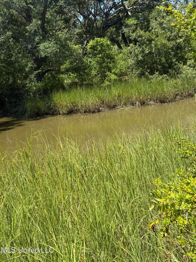 0 E Belle Fontaine Dr unit 2019001044, Ocean Springs, MS 39564 - photo 4