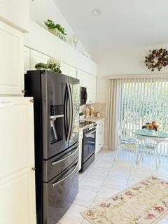 7587 Eagle Point Dr, Delray Beach, FL 33446 - photo 7