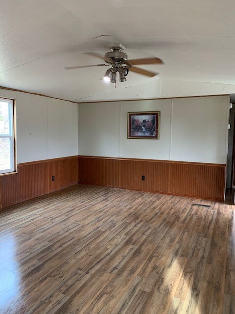 1044 Jill Cir, Cookeville, TN 38506 - photo 3