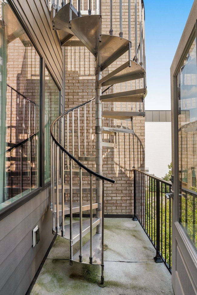 1613 Marshall Hollow Dr unit 302, Nashville, TN 37203 - photo 3