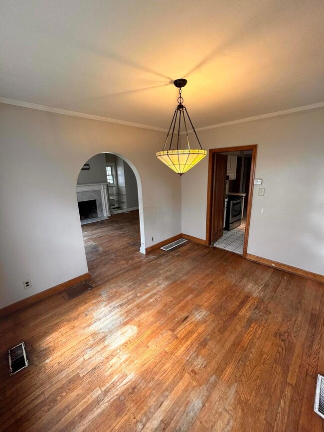292 S Roys Ave, Columbus, OH 43204 - photo 7