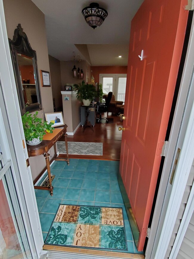 310 Village Dr, Frankfort, KY 40601 - photo 3