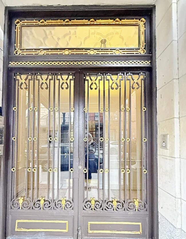 The Gramont unit 3-AA, New York, NY 10025 - photo 4