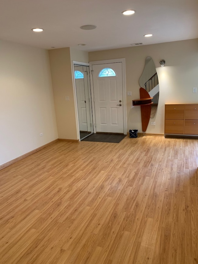 1204 Cypress Dr unit 5, Wheeling, IL 60090 - photo 3