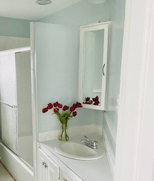 56 Snell Ave unit 1, Brockton, MA 02302 - photo 3